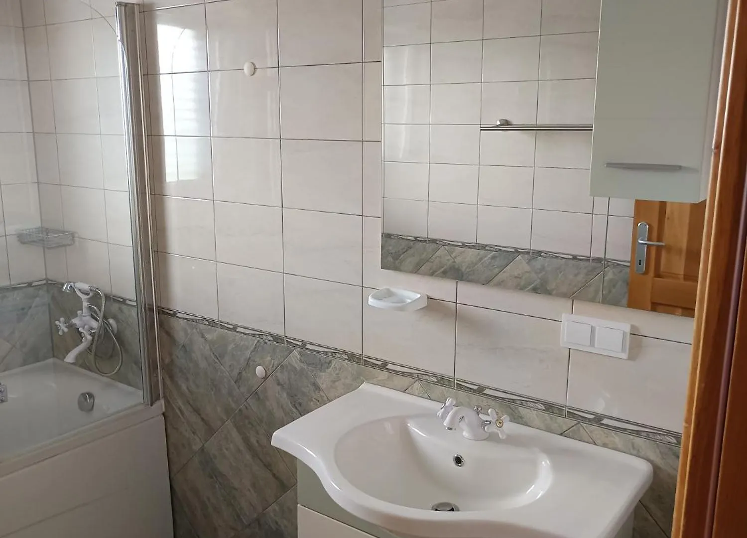 Apartment Ruza 반졸레 0*,